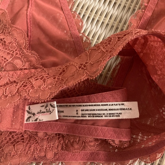 Free People size medium bra in new condition - Picture 3 of 3